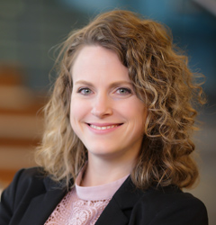 Jennifer Phipps (headshot)
